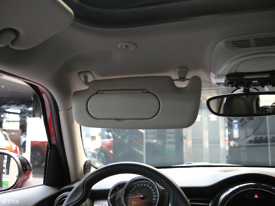 2018MINI 5-DOOR COOPER ɫʼo