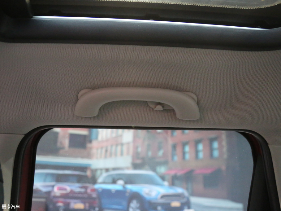 2018MINI 5-DOOR COOPER ɫʼo(j)