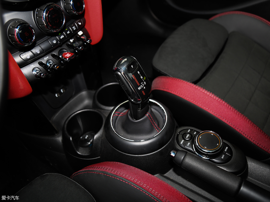 2018MINI T 2.0T COOPER S ِ܇