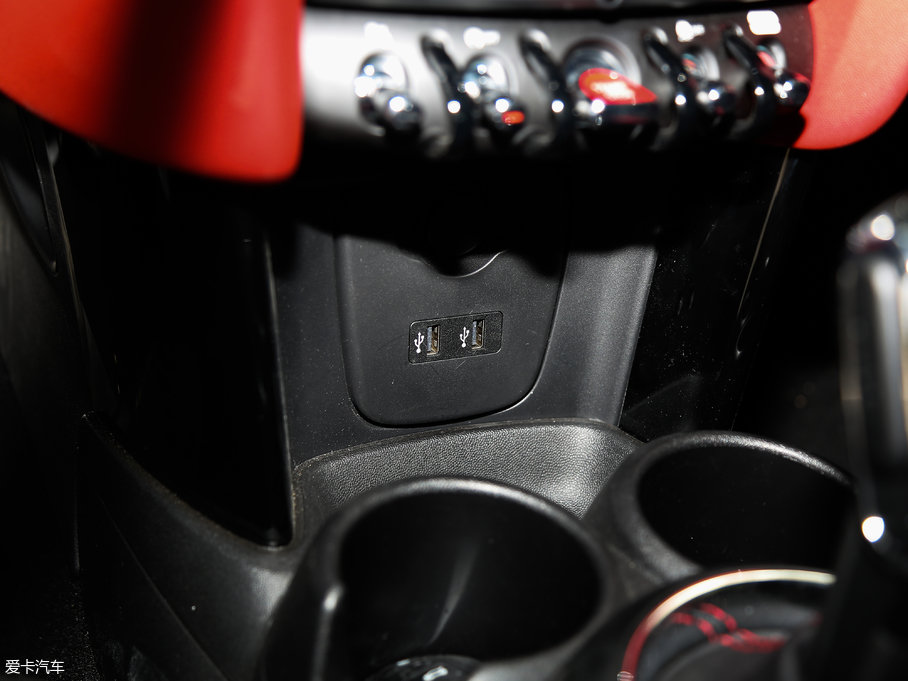 2018MINI T 2.0T COOPER S ِ܇