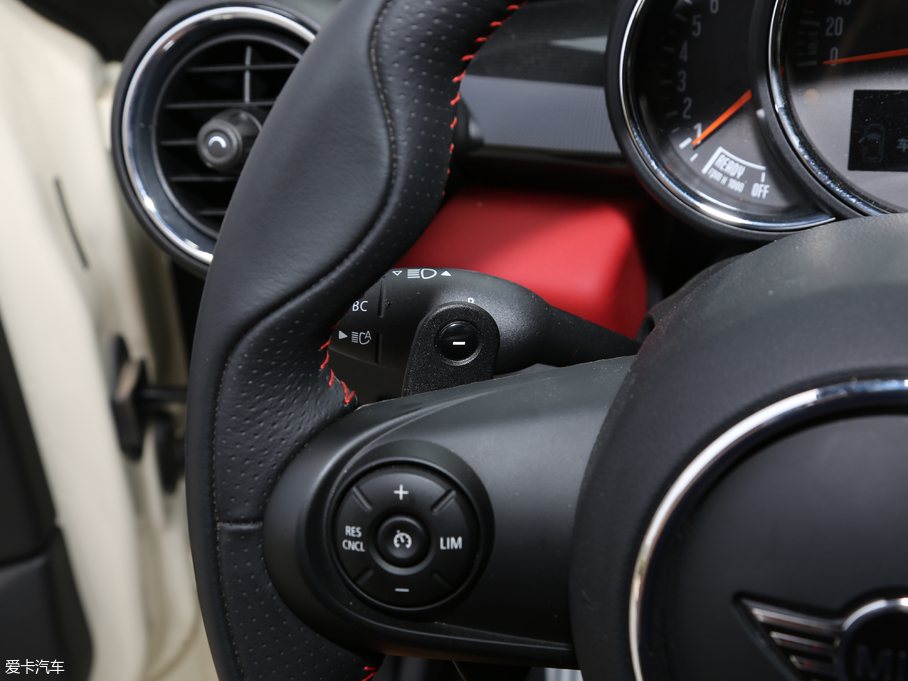 2018MINI T 2.0T COOPER S ِ܇