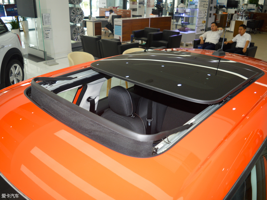 2018MINI T 1.5T ONE PLUS