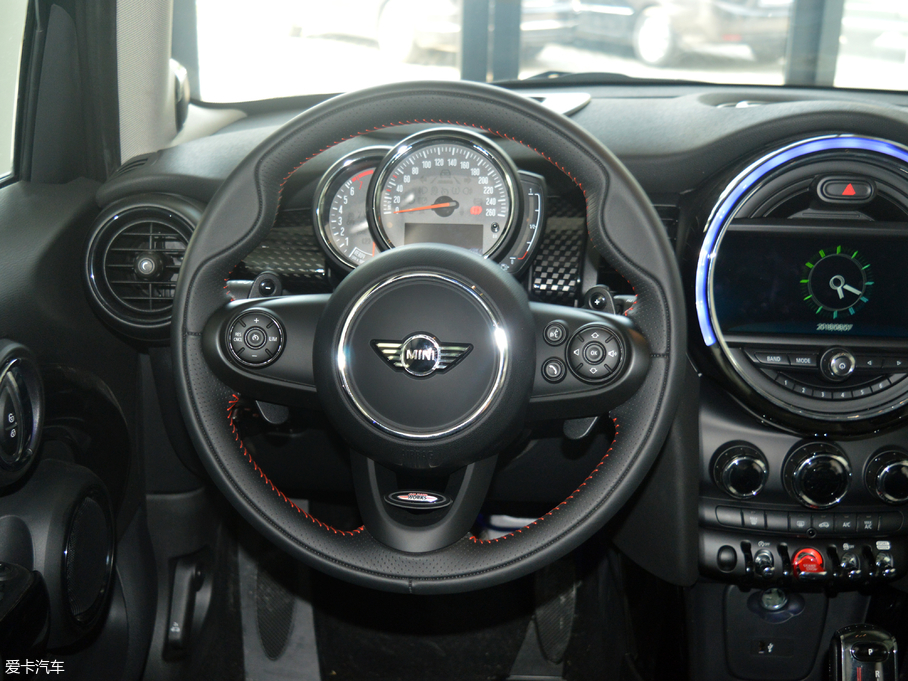 2018MINI T 2.0T COOPER S 