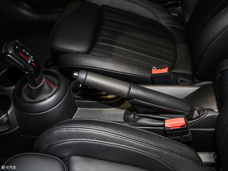 2018MINI T 2.0T COOPER S ˇg