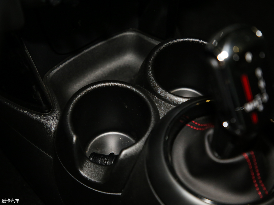 2018MINI T 2.0T COOPER S ˇg