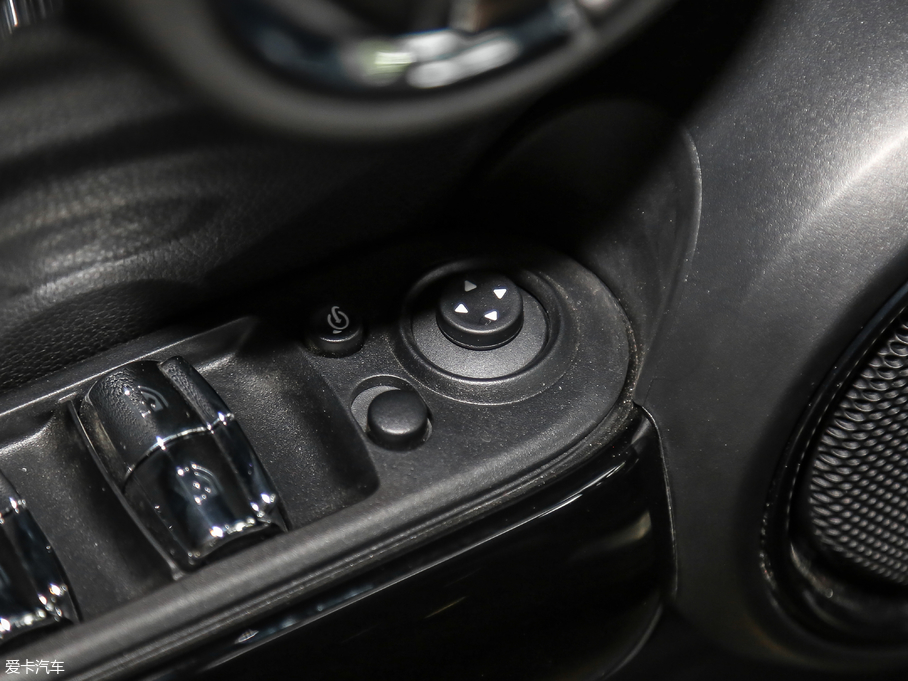 2018MINI T 1.5T COOPER ˇg