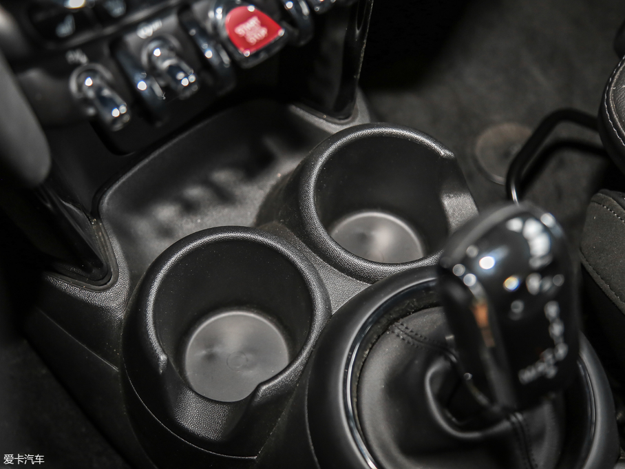 2018MINI T 1.5T COOPER ˇg