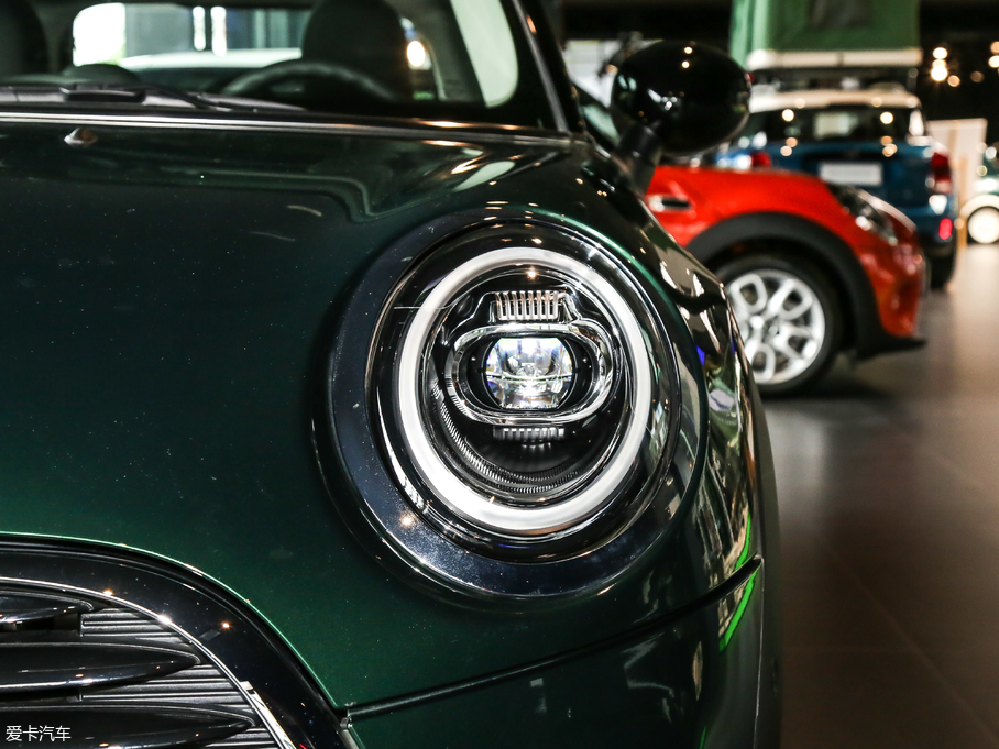 2018MINI T 1.5T COOPER ˇg