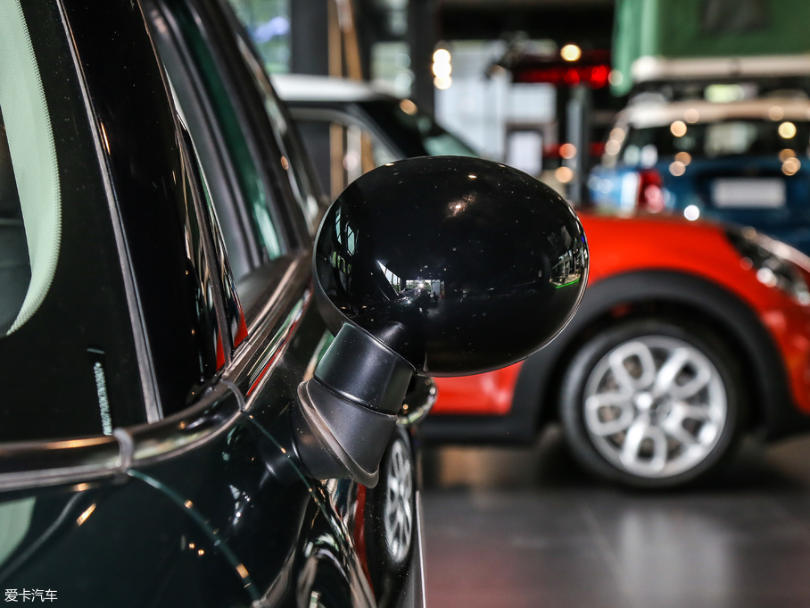 2018MINI T 1.5T COOPER ˇg