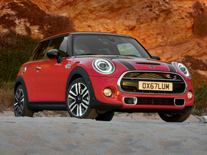 2018COOPER S HARDTOP w^