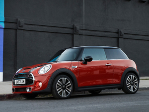 2018COOPER S HARDTOP w^