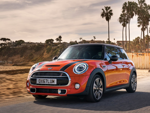 2018COOPER S HARDTOP w^