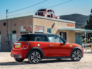 2018COOPER S HARDTOP w^