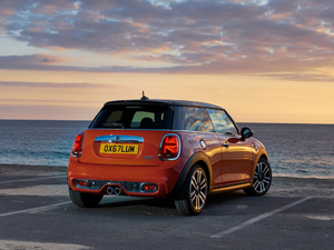 2018COOPER S HARDTOP w^