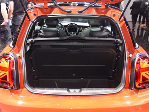 2018款COOPER S HARDTOP 空间座椅