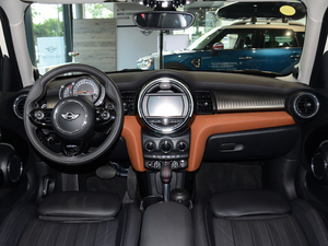 2018款5-DOOR COOPER SEVEN纪念版 内饰全景