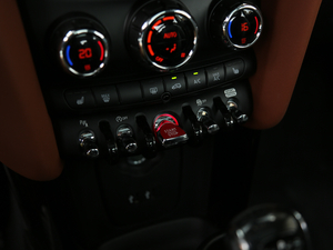 2018T 2.0T COOPER S ˇg п؅^