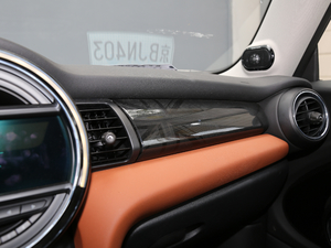 2018T 2.0T COOPER S ˇg п؅^