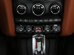 2018T 2.0T COOPER S ˇg п؅^