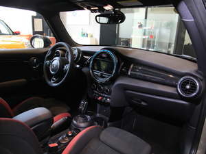 2018T 2.0T COOPER S ِ܇ п؅^