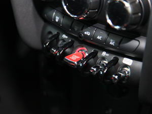 2018T 2.0T COOPER S ِ܇ п؅^