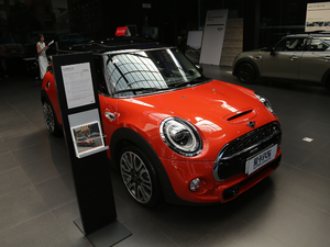 2018T 2.0T COOPER S  w^