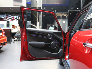 2018款5-DOOR COOPER 色彩纪念版 驾驶位车门