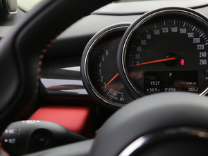 2018T 2.0T COOPER S ِ܇ п؅^