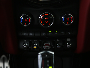 2018T 2.0T COOPER S ِ܇ п؅^(q)