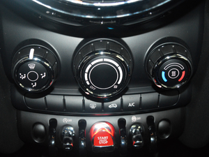 2018T 1.5T ONE PLUS {(dio){(dio)(ji)