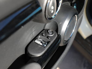 2018T 1.5T ONE PLUS {܇ƅ^	