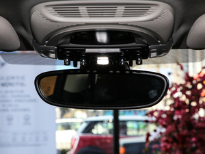 2018款三门版 2.0T COOPER S 艺术家 车内后视镜