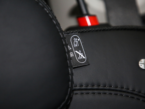 2018T 2.0T COOPER S ˇg g