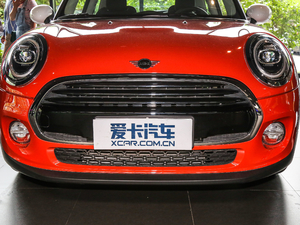 2018款三门版 1.5T COOPER 经典派 中网