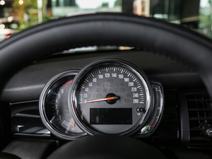 2018款三门版 1.5T COOPER 经典派 仪表