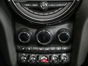 2018T 1.5T COOPER ˇg {{