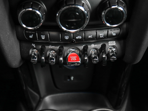 2018T 1.5T COOPER ˇg п؅^