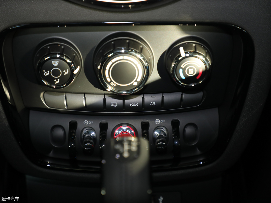 2018MINI CLUBMAN ONE CLUBMAN ؄e