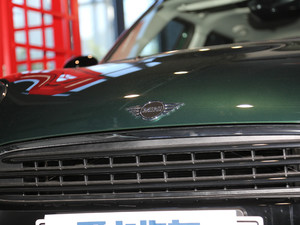 20182.0T COOPER S  ^