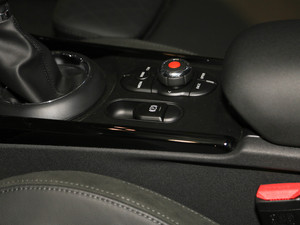 20182.0T COOPER S  v܇Ƅ