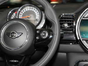 20182.0T COOPER S  п؅^