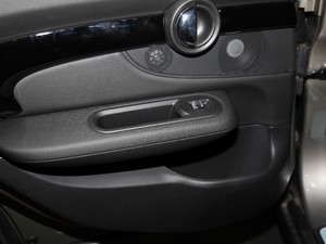 20182.0T COOPER S ˇg g