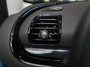 2018ONE CLUBMAN ؄e п؅^(q)