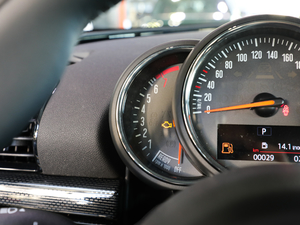 2018ONE CLUBMAN ؄e п؅^(q)