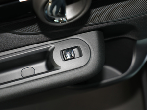 2018ONE CLUBMAN ؄e п؅^