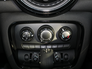 2018ONE CLUBMAN ؄e {{