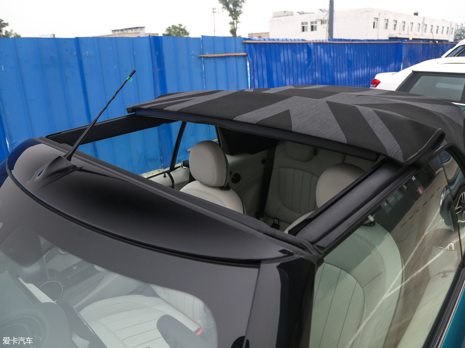 2018MINI CABRIO 1.5T COOPER CABRIO ˇg