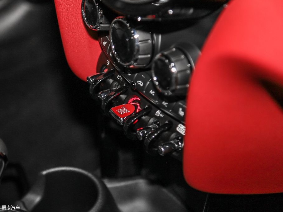 2018MINI CABRIO 1.5T COOPER CABRIO ˇg