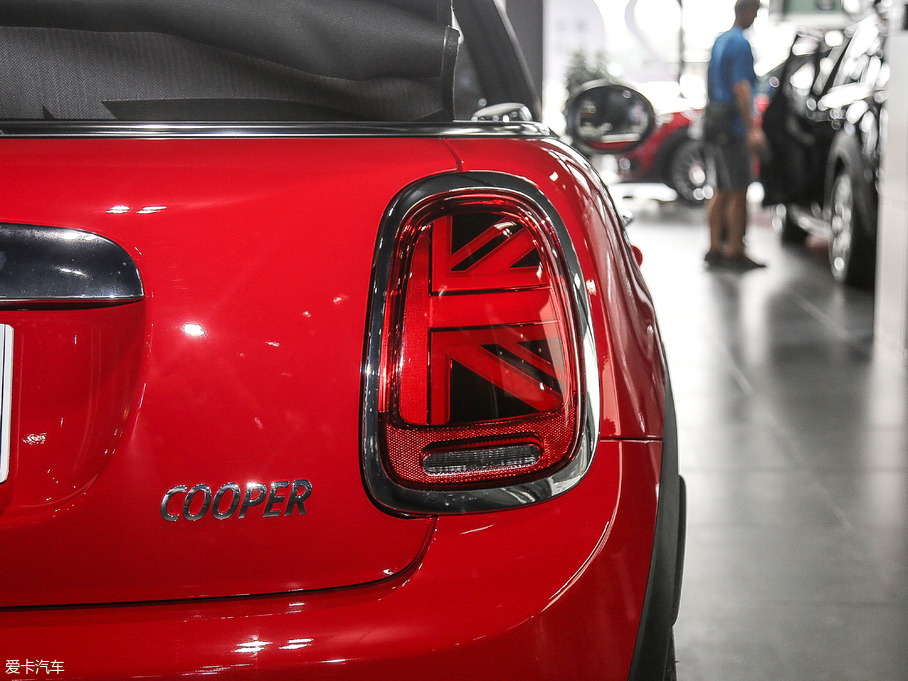 2018MINI CABRIO 1.5T COOPER CABRIO ˇg