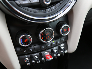 20181.5T COOPER CABRIO ˇg(sh) п؅^(q)